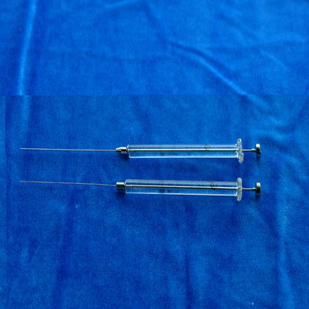microliter syringe